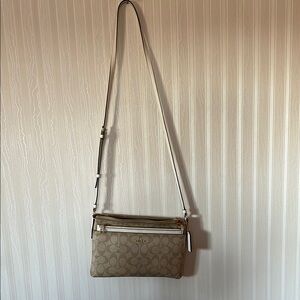 New! Without tags Coach Tan Crossbody Bag